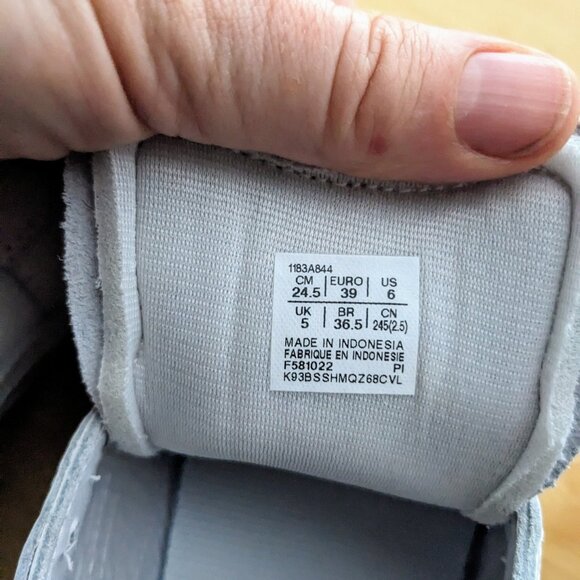 Onitsuka tiger white size US6 EURO39 - Picture 4 of 6